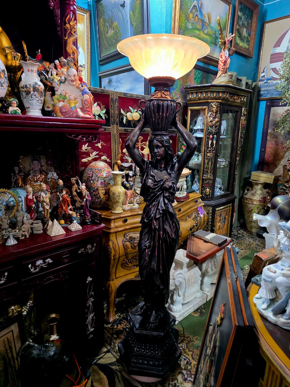 Art Nouveau Sculptural Lamp with Torch – Torchère Art Nouveau🌿🕯️🌿