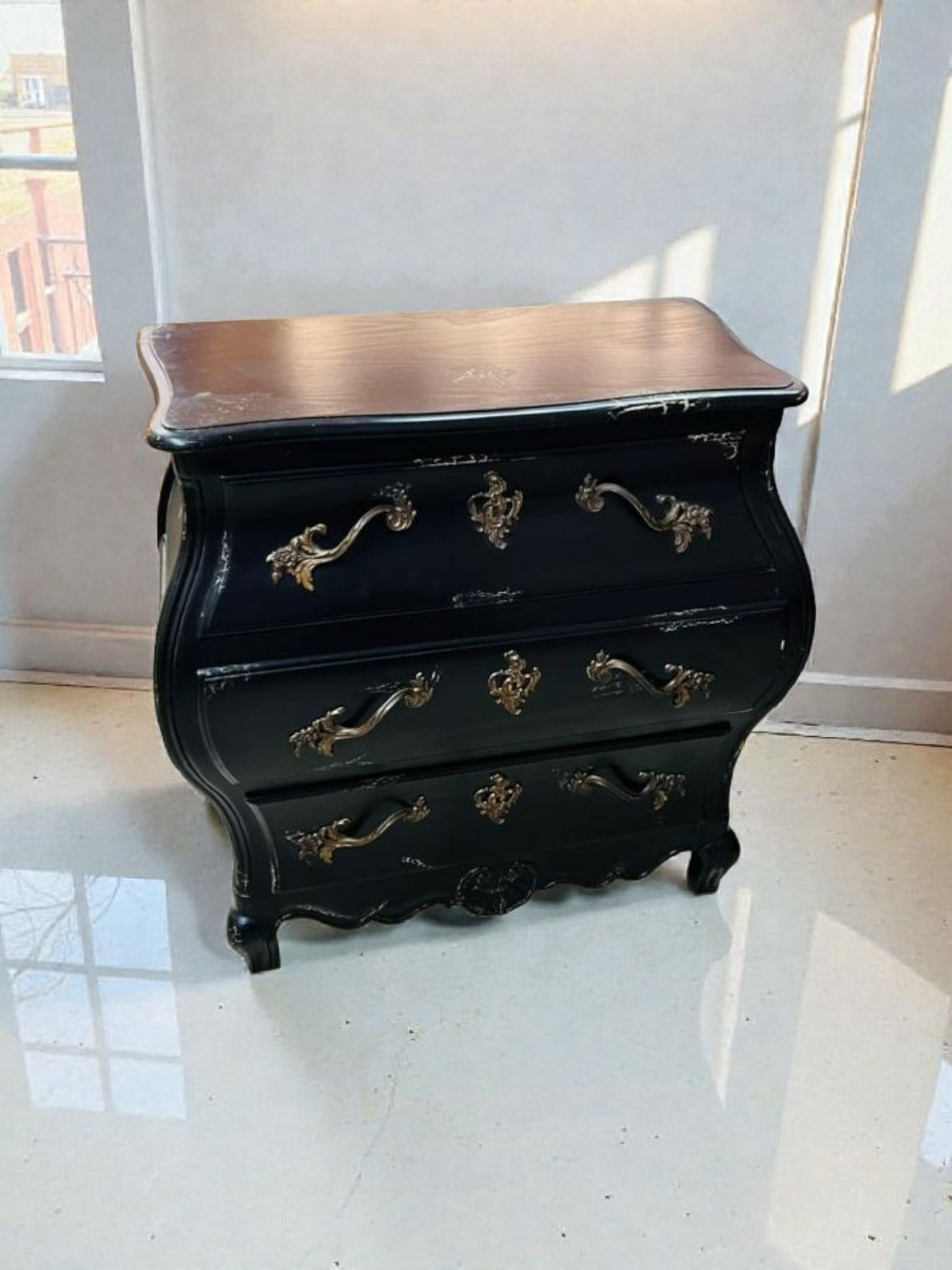 🌿Pair of Louis XV style Bombay chairs by Baker Furniture 🇫🇷🖤🌿